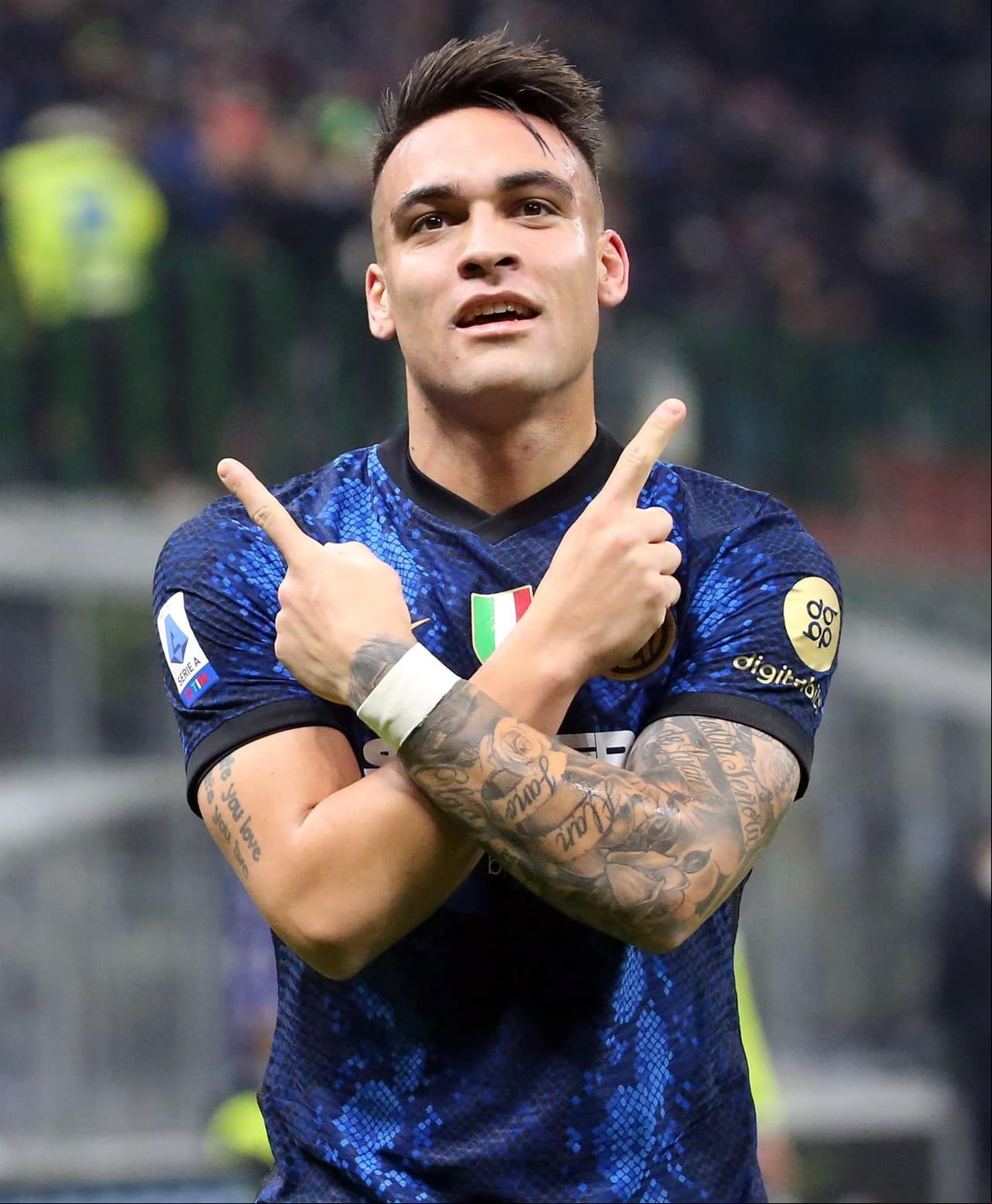 Inter golea a Cagliari 4-0 con anotaciones de Alexis Sánchez, Hakan Calhanoglu y doblete de Lautaro Martinez y colocándose en segundo lugar de la Serie A.