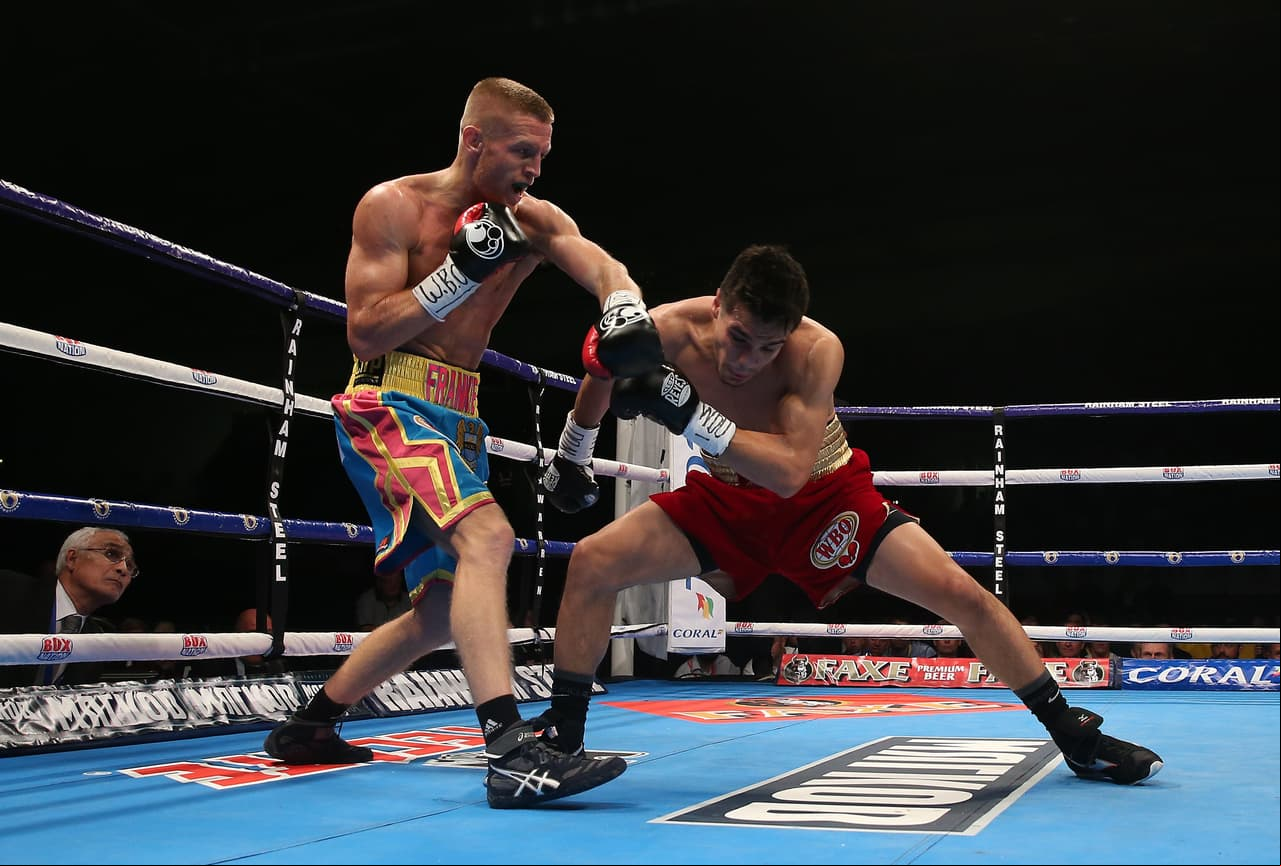 Terry Flanagan conquistó título ante José Zepeda.
