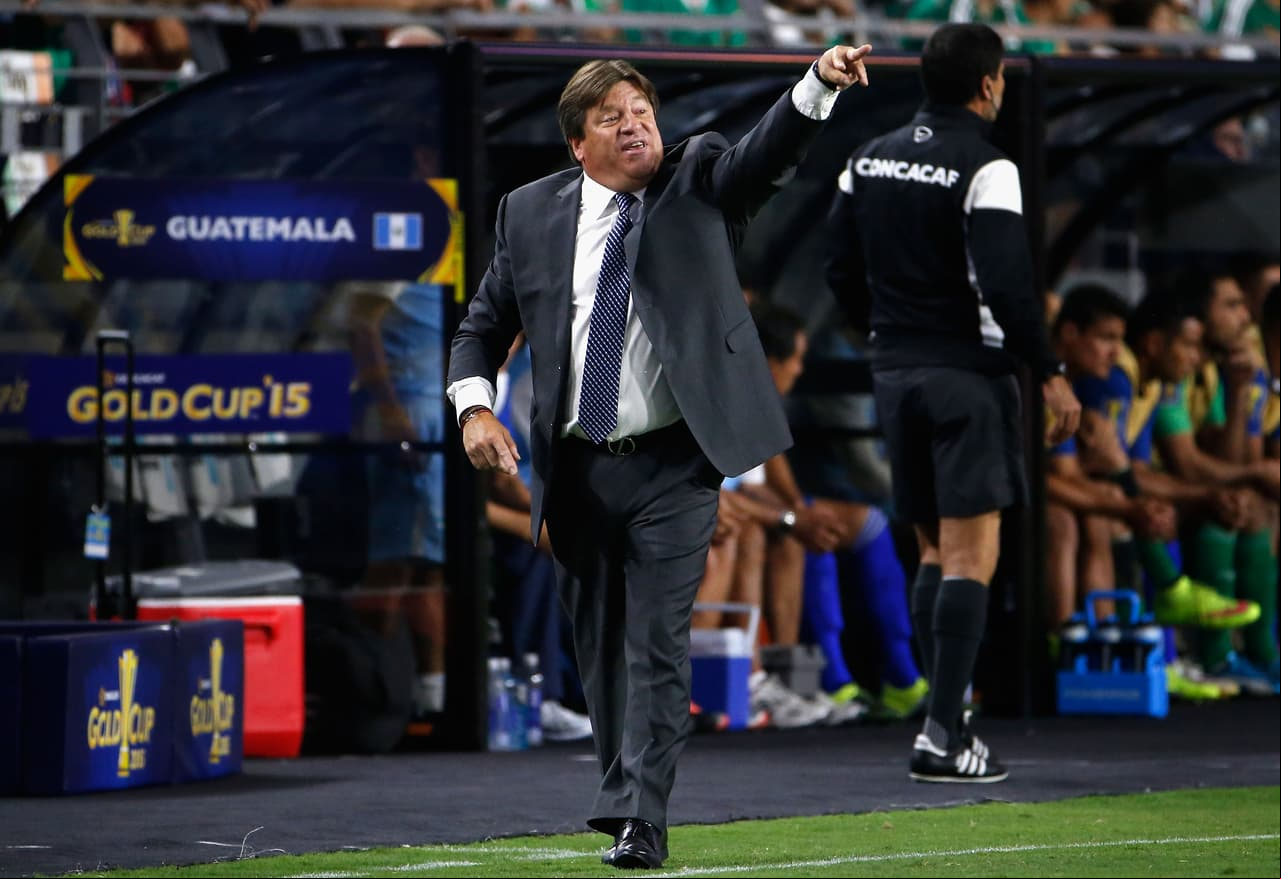 El técnico del Tri dijo que los viaje son muy incómodos para los futbolistas