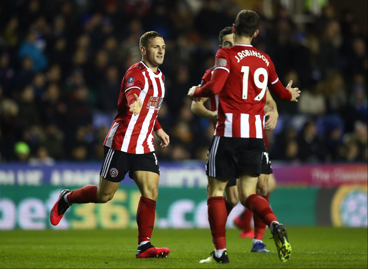 Reading 1-2 Sheffield United | McGoldrick (2’) hizo gol de vestidor y Puscas (43’) cobró una pena máxima para empatar el duelo.