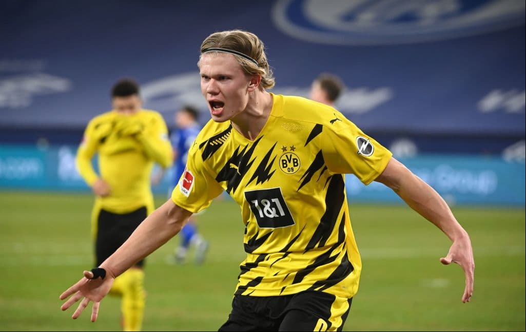 ¡Con un Haaland encendido, Dortmund despedaza al Schalke! | El doblete del noruego, la caída de los bávaros en Frankfurt y más de las J22 de la Bundesliga.