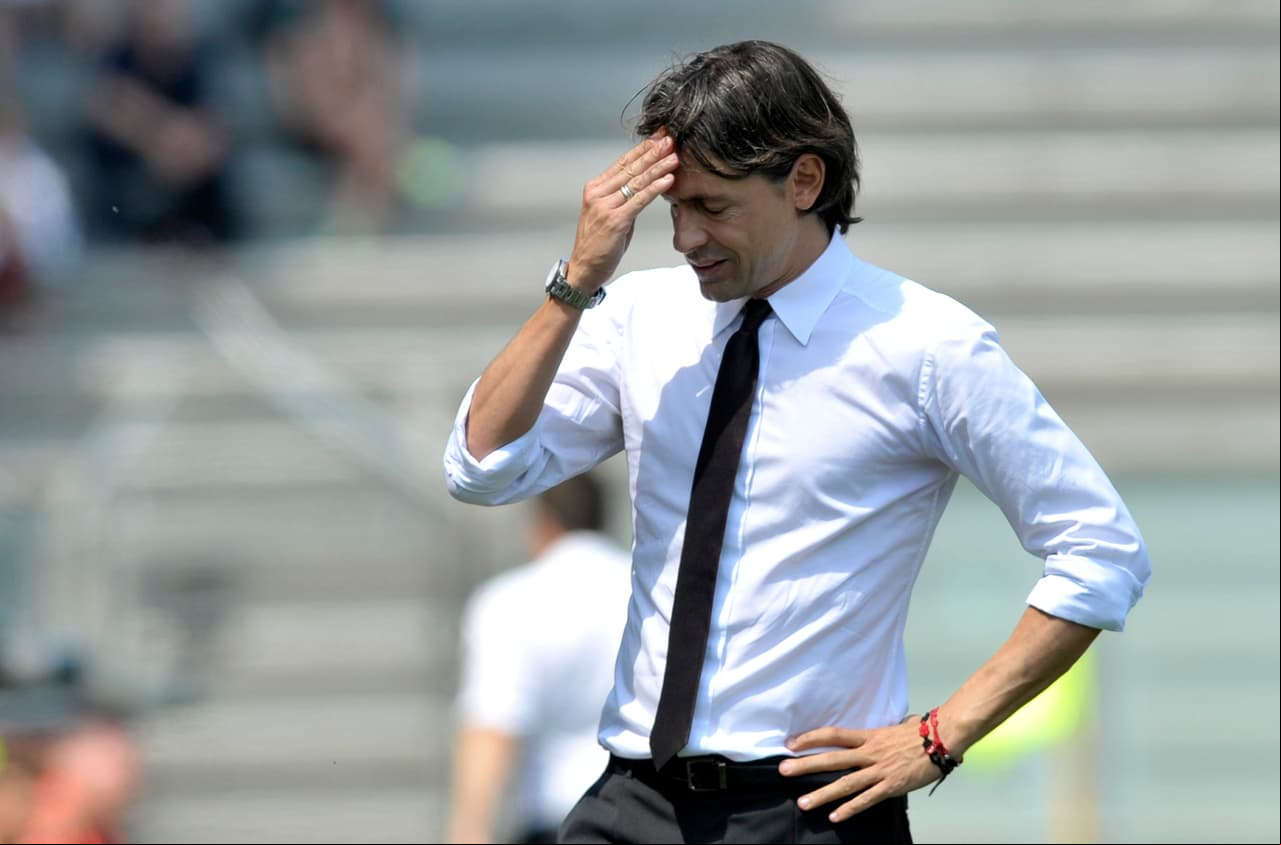 Cuando estuvo al frente del Milan, los llevó al décimo puesto de la Serie A. En su paso por el Bologna FC dejó al equipo en puestos de descenso. También pasó por el Venezia FC.