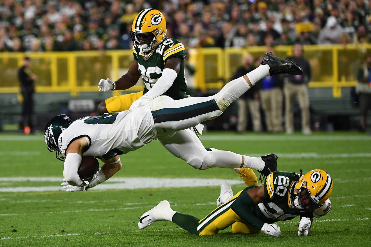 Se acabó la buena racha de los Gren Bay Packers, Philadelphia Eagles ganan 34-27 en un juego accidentado y marcado por las lesiones.