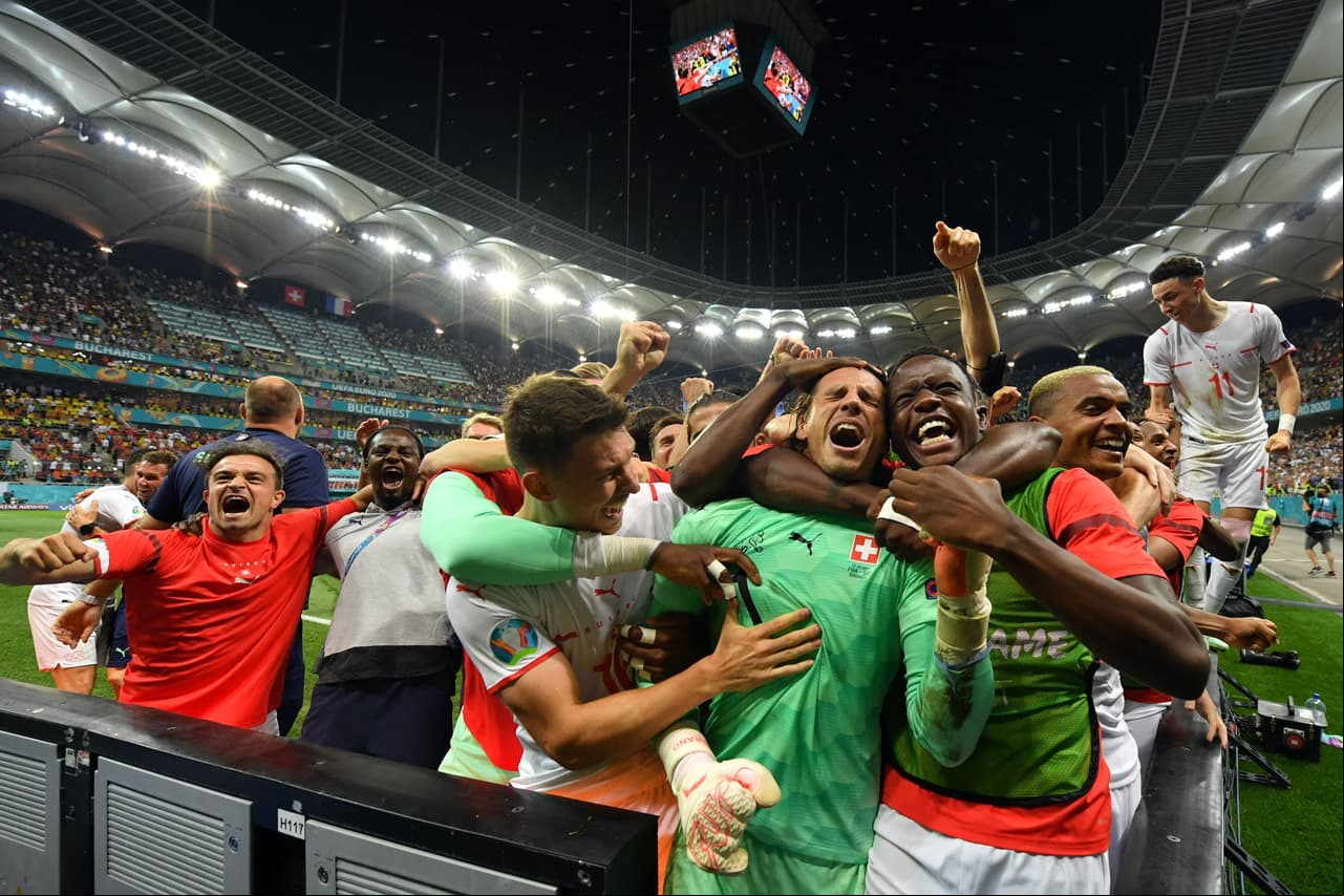 Yann Sommer, el héroe de Suiza. Le detuvo un penal a Mbappé y echaron a los campeones del mundo. El primer triunfo de su historia en etapa de eliminación directa.