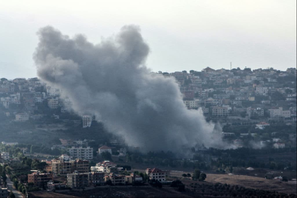 Hezbollah e Israel se amenazan con una escalada mayor en sus ataques