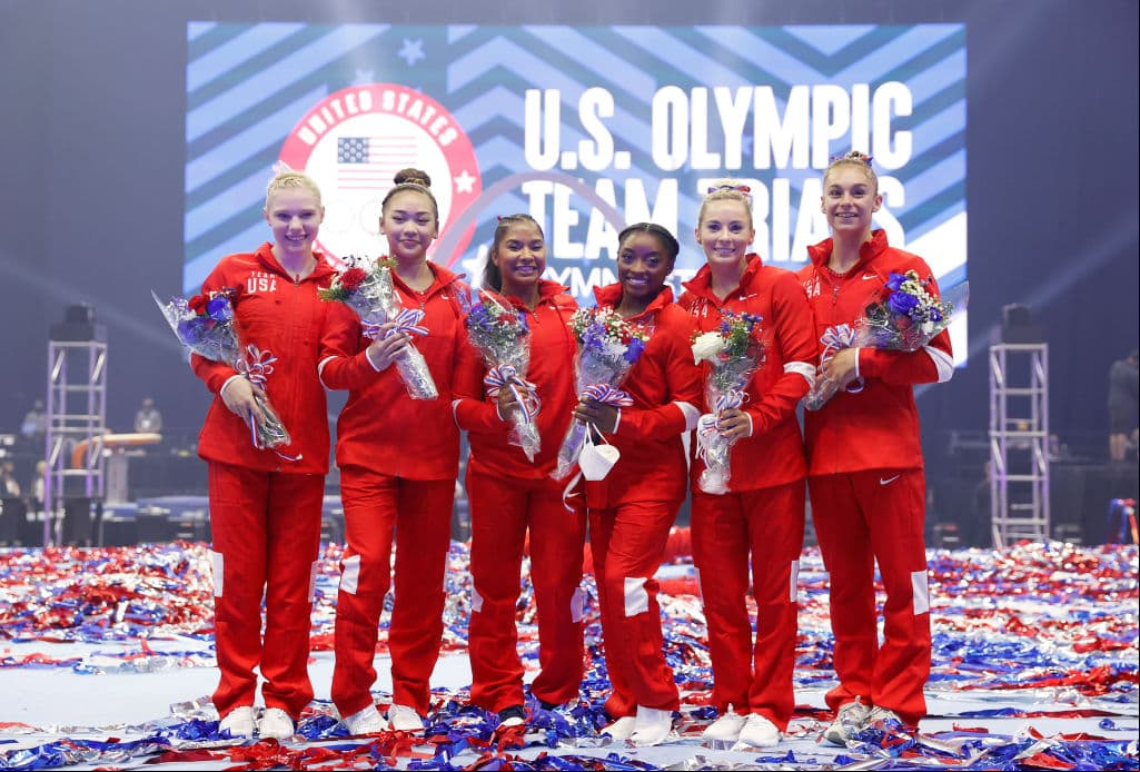 El evento es una competencia de gimnasia donde los fanáticos pueden ver a sus estrellas favoritas realizar algunas de sus rutinas más famosas.