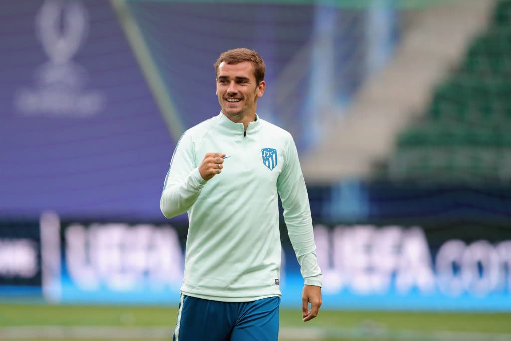 Antes de volverse a dejar crecer el pelo, Antoine aprovechó sus últimos momentos con el pelo corto en 2018.
