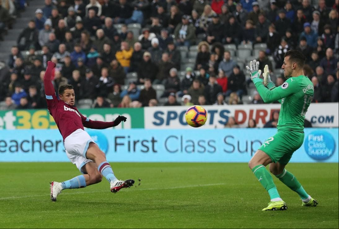 Al minuto 11, Chicharito abrió el marcador en el juego disputado en el St. James Park.