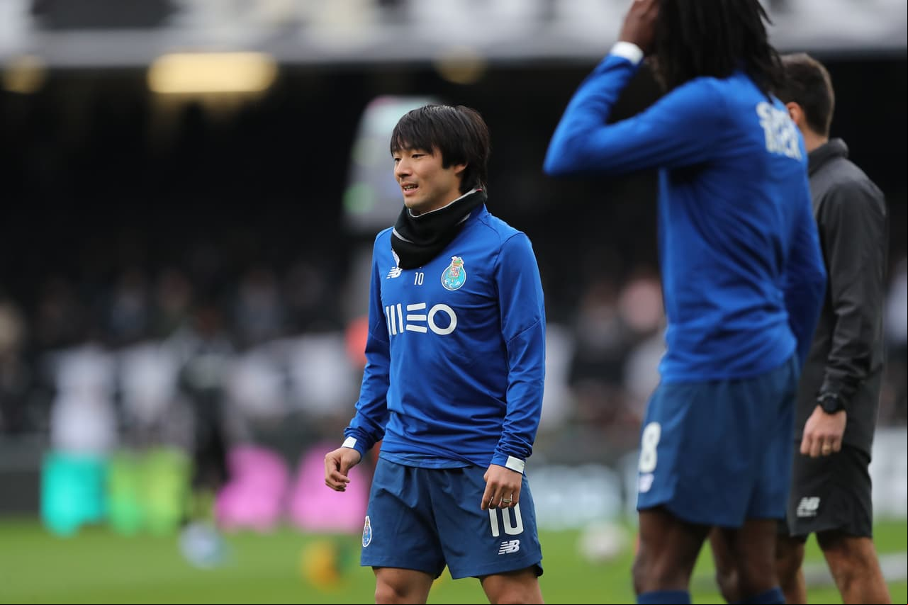 El Porto, al ser visita, fue víctima por parte de los fanáticos locales, pues sus cánticos influyeron en el jugador.