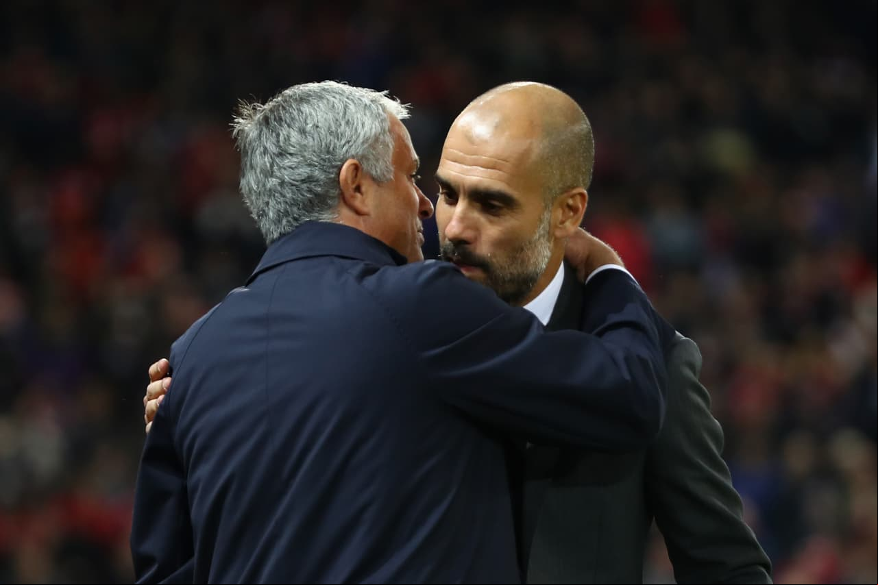 Ambos equipos viven momentos distintos en la Premier League, donde Manchester City es líder del campeonato y el United está en el séptimo lugar, lejos de los puestos por el título.