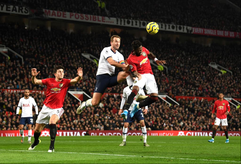 Con doblete de Marcus Rashford al 6 y al 49, Manchester United se impone en casa 2-1 al Tottenham.