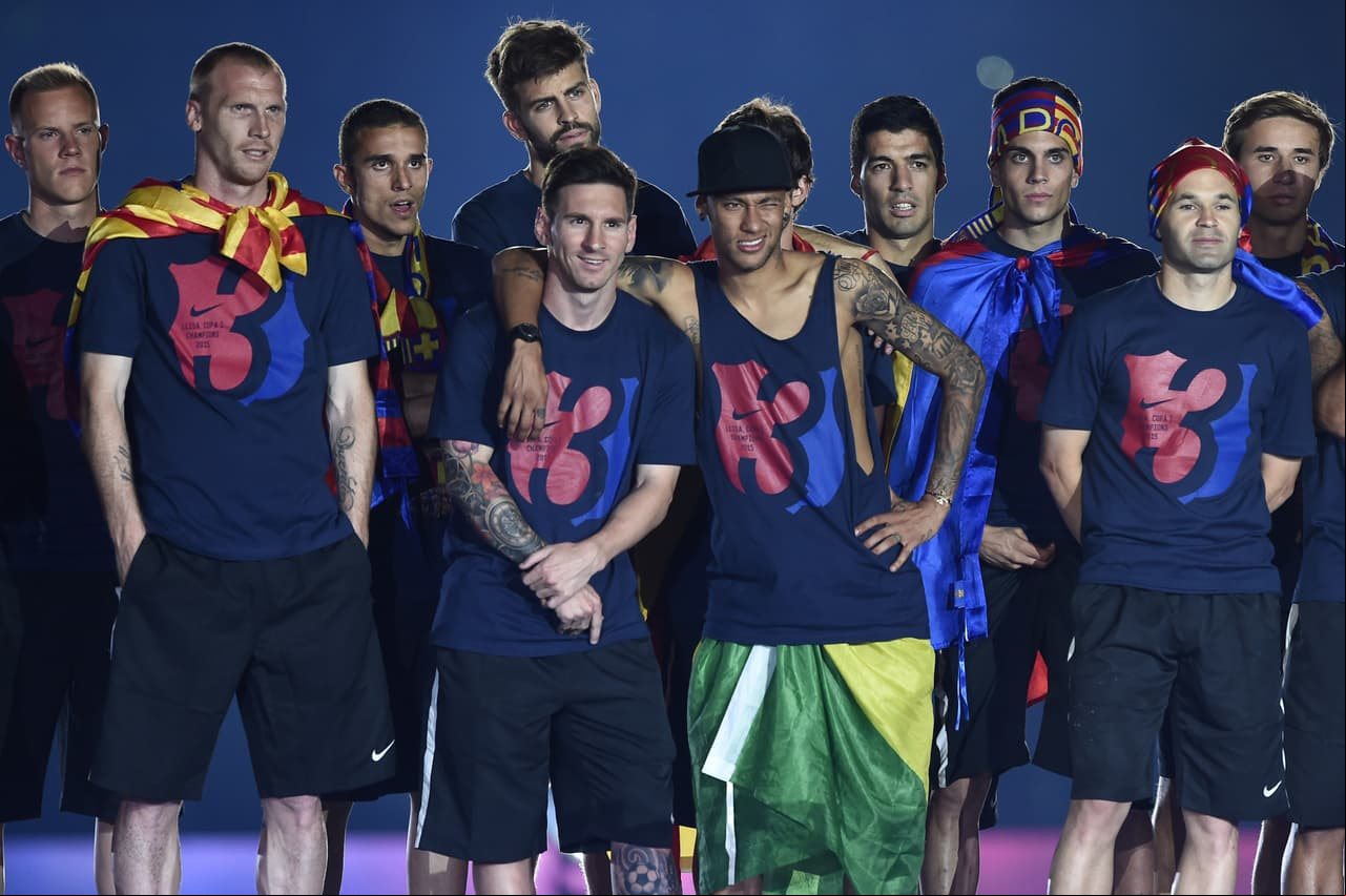En cuanto a nacionalidad de los jugadores, la más presente es la española con 5 representantes: además de Piqué, Jordi Alba, Busquets e Iniesta, en el elenco de 18 elegidos figura el delantero Álvaro Morata, autor del gol de la Juventus en la final perdida ante el Barcelona (3-1).