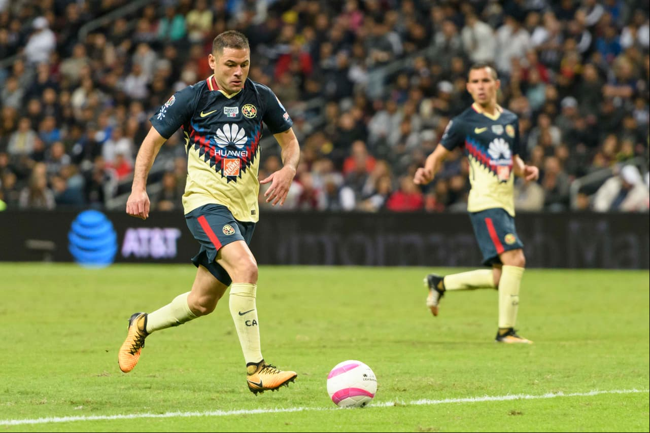 Pablo Aguilar debutó con las Águilas en el 2014, terminando su contrato en 2017. Se coronó campeón de Primera división y dos veces campeón de la Liga de Campeones Concacaf.