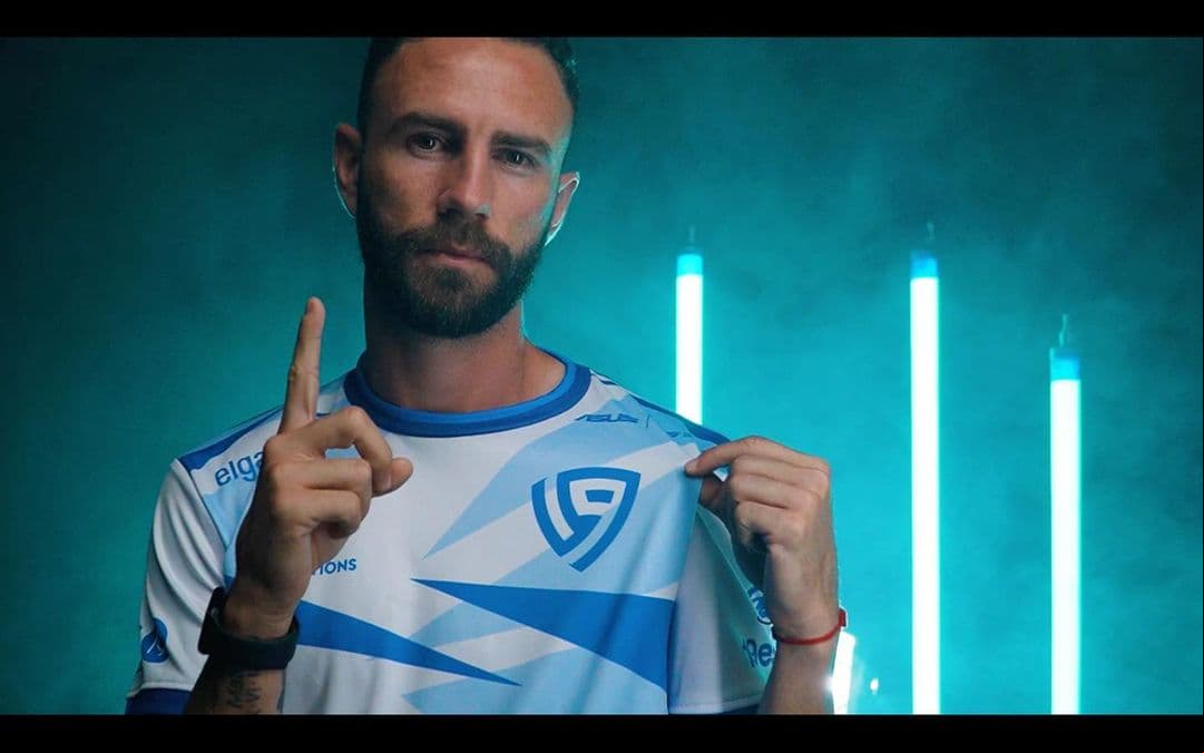 Miguel Layún incursiona en Europa con su equipo de eSports