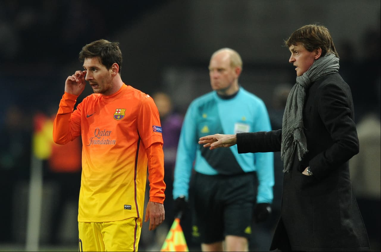 A pesar de estar cerca del equipo, Vilanova tuvo en diciembre de 2012 una recaída en un cáncer de una glándula parótida lo que lo obligó a tomar un tratamiento y alejarse de las canchas. Aunque volvió en abril de 2013, el equipo fue eliminado en Champions y Copa del Rey en semifinales.