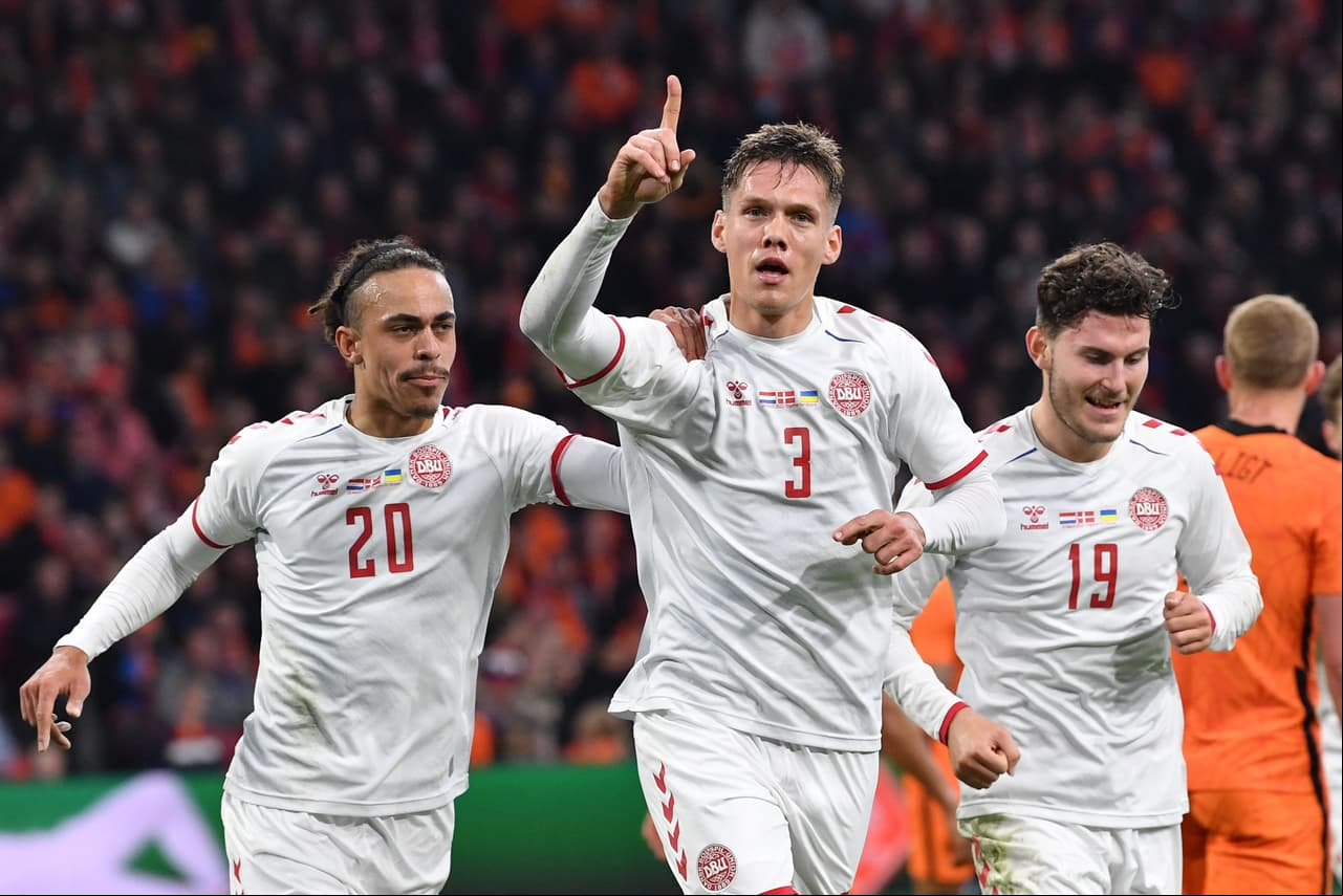 Holanda derrotó 4-2 a Dinamarca en amistoso celebrado en Ámsterdam; Eriksen anotó golazo en su regreso a su selección.