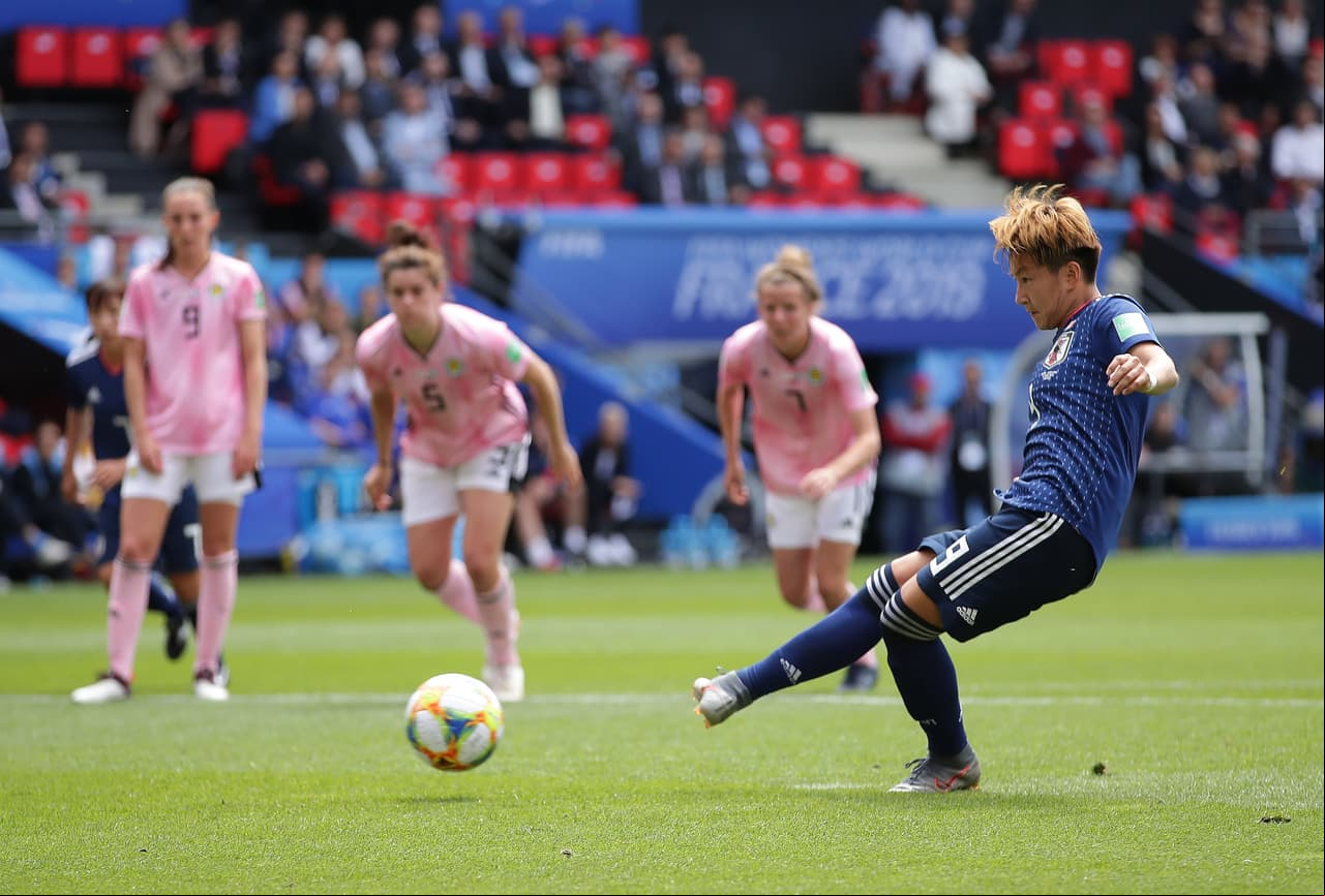 La propia Sugasawa se encargó de cambiar el cobro por gol con un buen remate de pierna derecha que puso a vibrar a los fanáticos en Rennes.