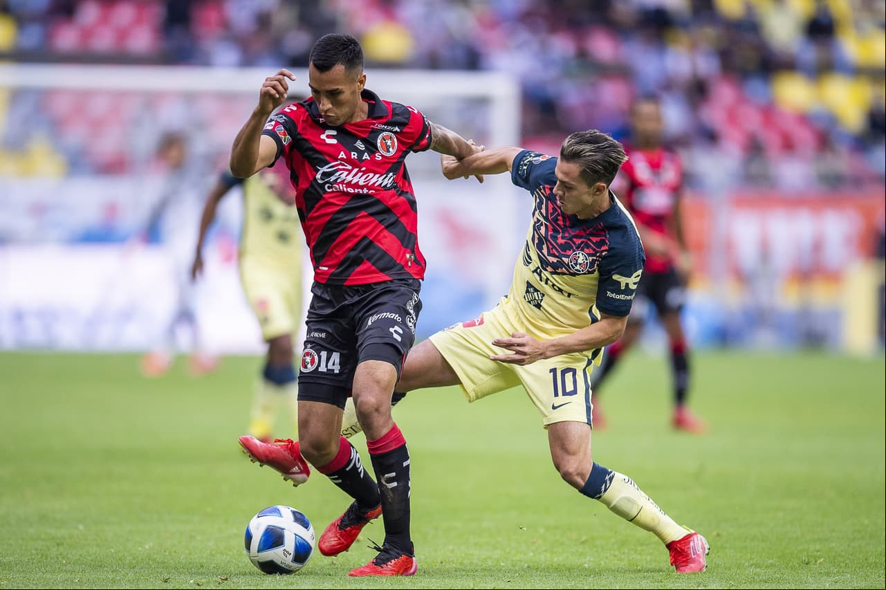 América mantiene su gran paso en el campeonato y en los minutos finales derrotó a Xolos de Tijuana.