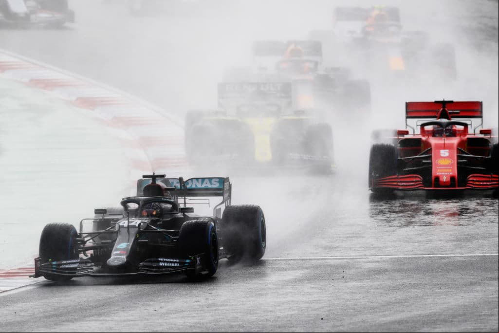 Una carrera inolvidable para el mexicano Sergio Pérez en donde consigue segundo lugar y su primer podio del año, que comparte con el ya siete veces campeón del mundo Lewis Hamilton, y con Sebastian Vettel en tercera posición. Hamilton iguala a Schumacher en campeonatos del mundo, mientras el mexicano suma su noveno podio en la historia de la Formula 1.