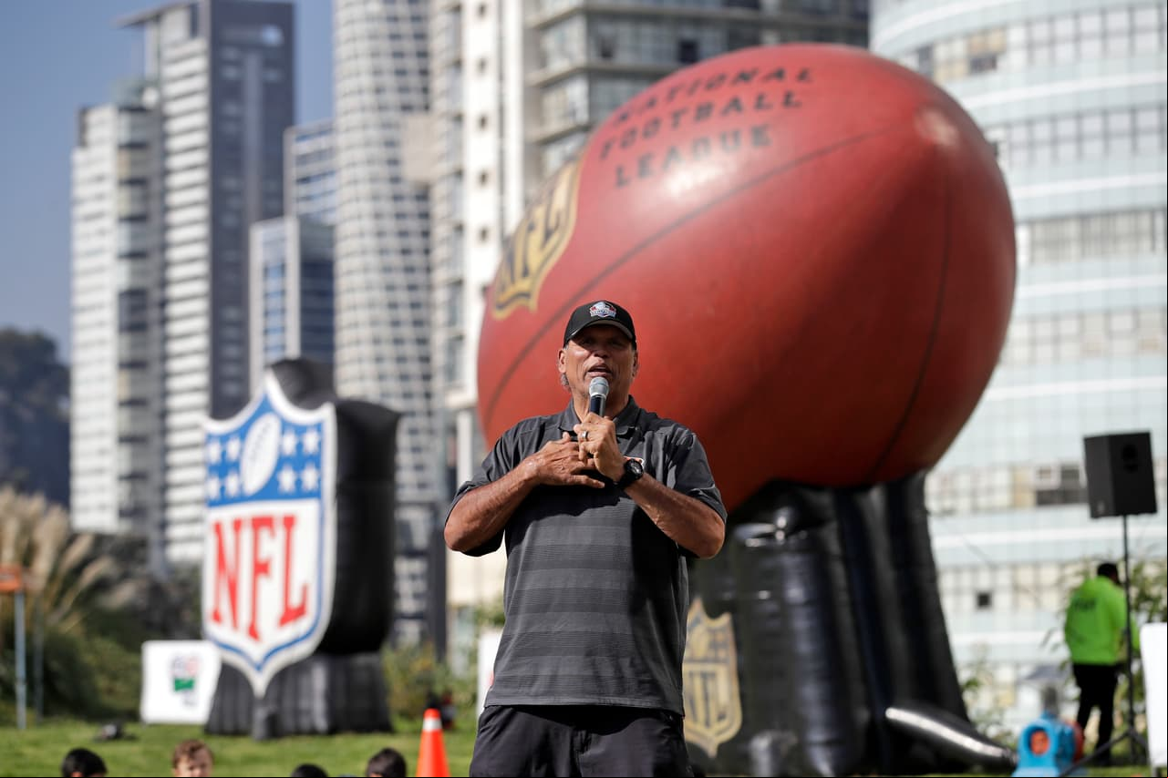 De igual forma, en este ‘Camp’ se presenta el ex jugador de la NFL y miembro del Salón de la Fama, Anthony Muñoz.