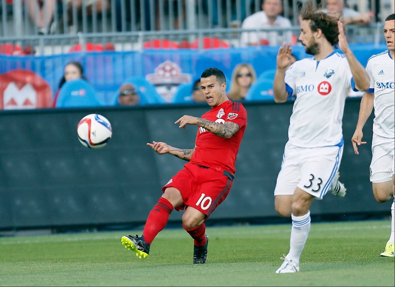 La estrella italiana Sebastián Giovinco vuelve a brillar con Toronto y aplaude a su equipo en victoria sobre Montreal