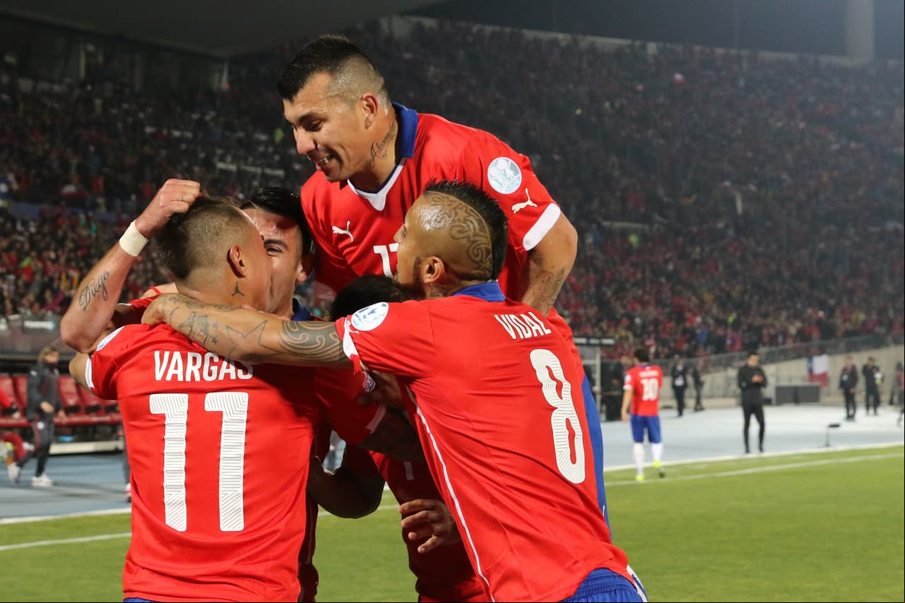 El júbilo se desato con la primera anotación que ponía a Chile en la gran final del torneo continental.