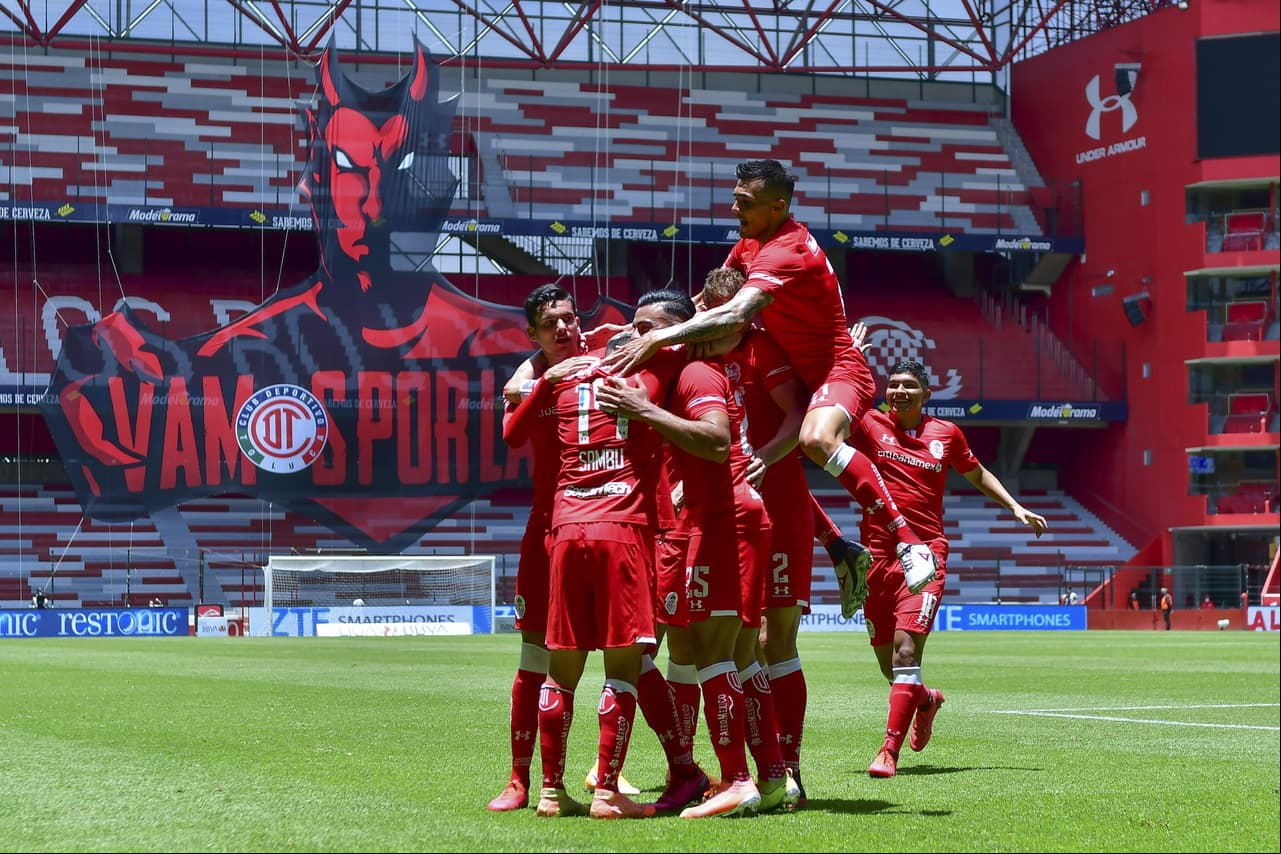 Los Diablos de Toluca vencen a los Tigres de la UANL tres goles a dos; los universitarios registran su primera derrota en el torneo Guard1anes 2020. Gignac fue autor de los dos goles, mientras que Canelo y Triverio le dan la victoria a Toluca.