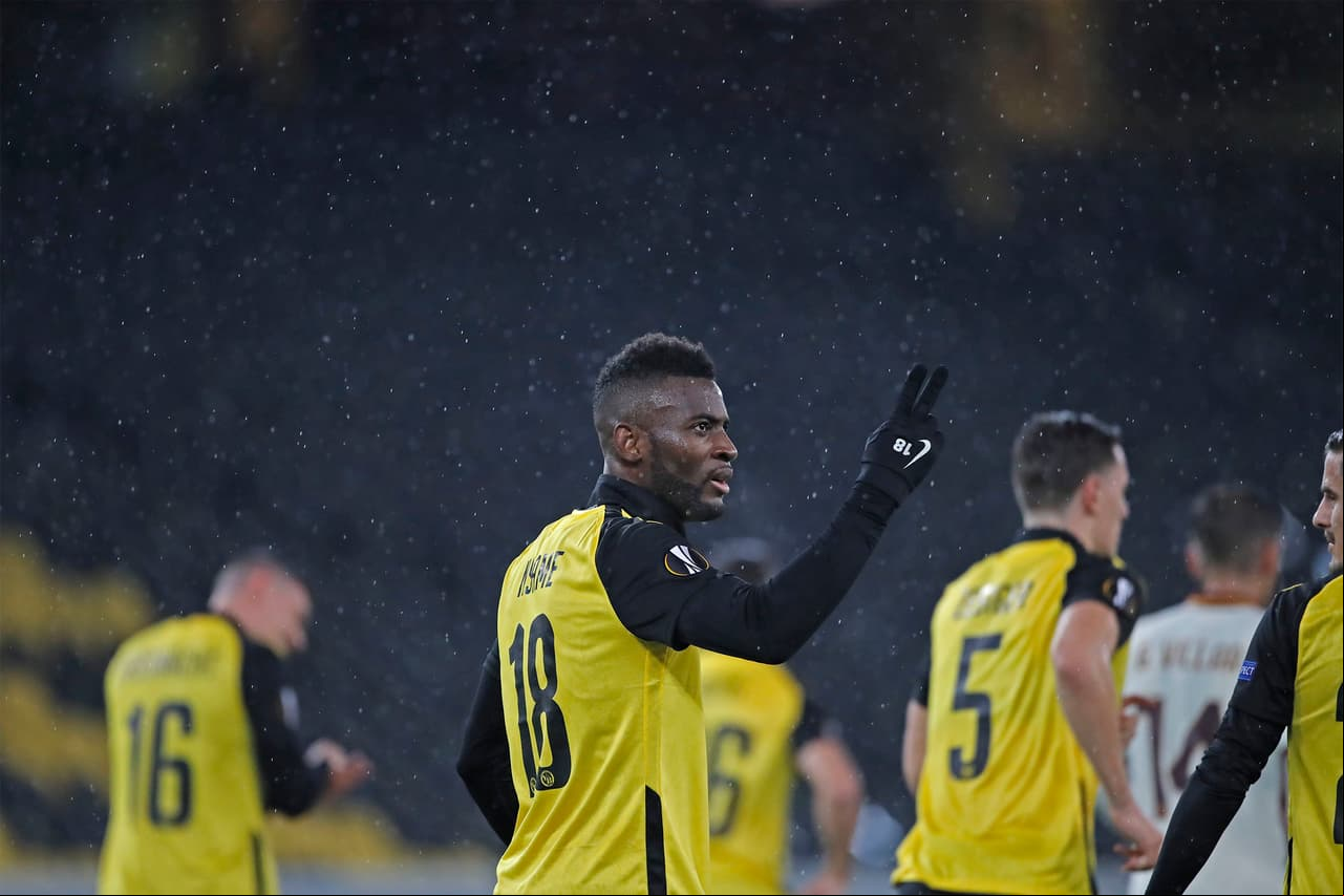Young Boys 1-2 Roma | Jean-Pierre Nsame (14’) abrió el marcador para los locales por la vía penal. Peres (69’) y Kumbulla (73’) marcaron los goles para el conjunto italiano. En la segunda fecha de la competición, Young Boys enfrentará al CFR Cluj y Roma a CSKA Sofia.