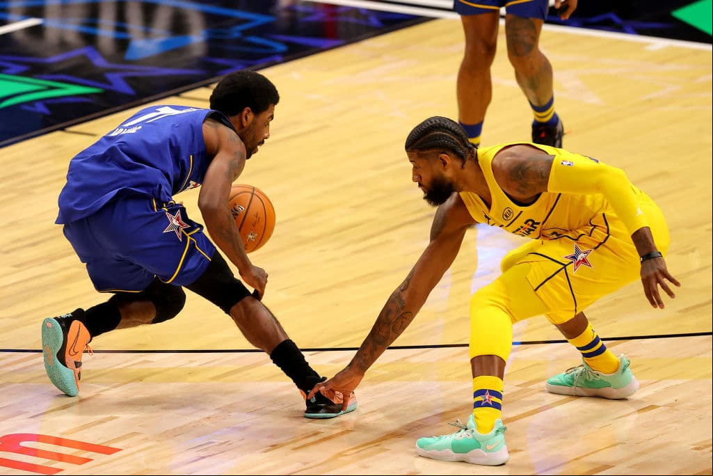 Giannis Antetokounmpo y Damien Lillard llevan al Team LeBron de la mano para vencer 170-150 a los del Team Durant.
