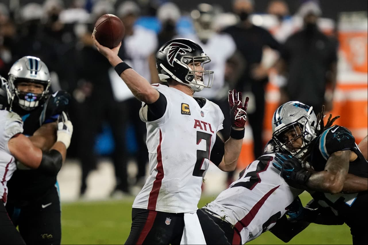 Atlanta consigue despertar un poco la defensa y consiguen la victoria 25-17 sobre las Carolina Panthers en el Thursday Night.