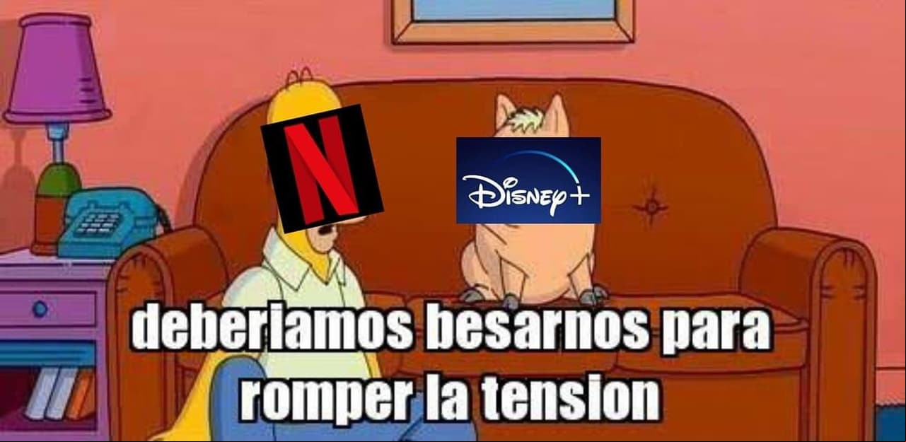 Estos fueron los mensajes que intercambiaron ambas plataformas y los memes después de sus respuestas.