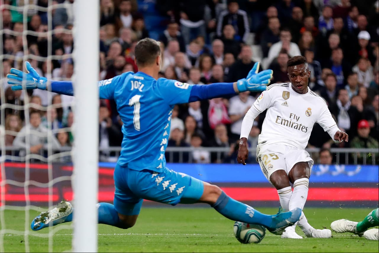 Real Madrid empata con el Real Betis y deja ir la oportunidad de ponerse como líder solitario de La Liga.