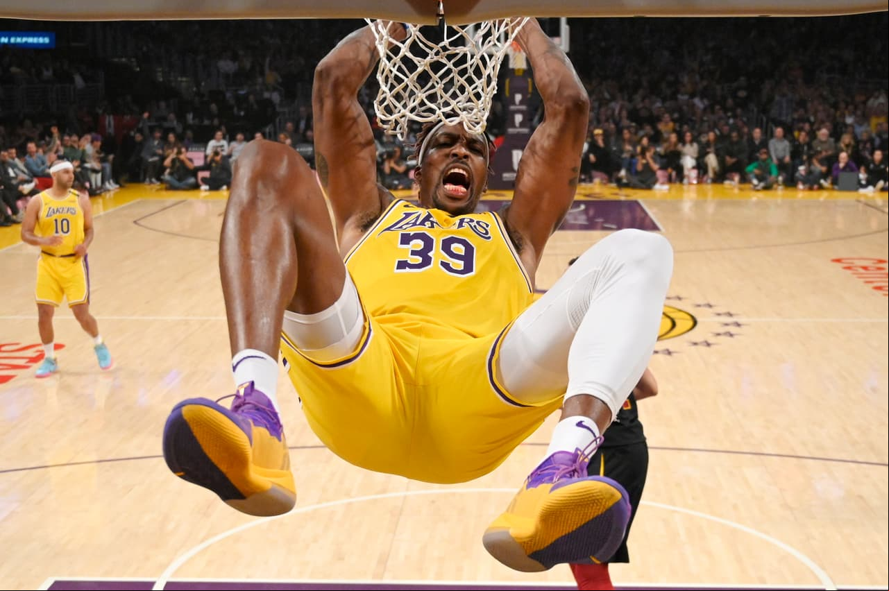 Los Angeles Lakers mostró que en su defensa tiene una debilidad, pues Orlando Magic hizo 18 tiros libres más que los Lakers, acumulando 22 puntos de quiebre rápido. Aunque es posible que sólo sea una transición. Contra Houston demostraron su poderío y destruyeron a la ofensiva que se encuentra rankeada en tercera posición de la liga.