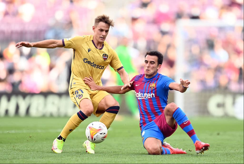 Barcelona derrota 3-0 al Levante con goles de Memphis Depay de penalti, Luuk de Jong y Ansu Fati, quien estuvo 10 meses fuera por lesión, regresó a las canchas, durante la Jornada 7 en La Liga.