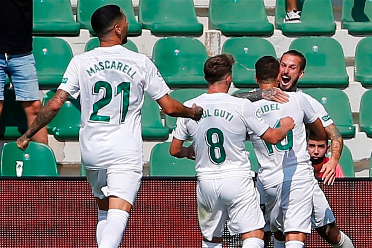 El argentino Darío Benedetto, durante la segunda mitad del encuentro, le dio el triunfo al Elche sobre el Celta de Vigo, estrenándose en la competencia española como goleador, en la Jornada 8 de La Liga; Nestor Araujo continúa con contusión en el tobillo izquierdo.