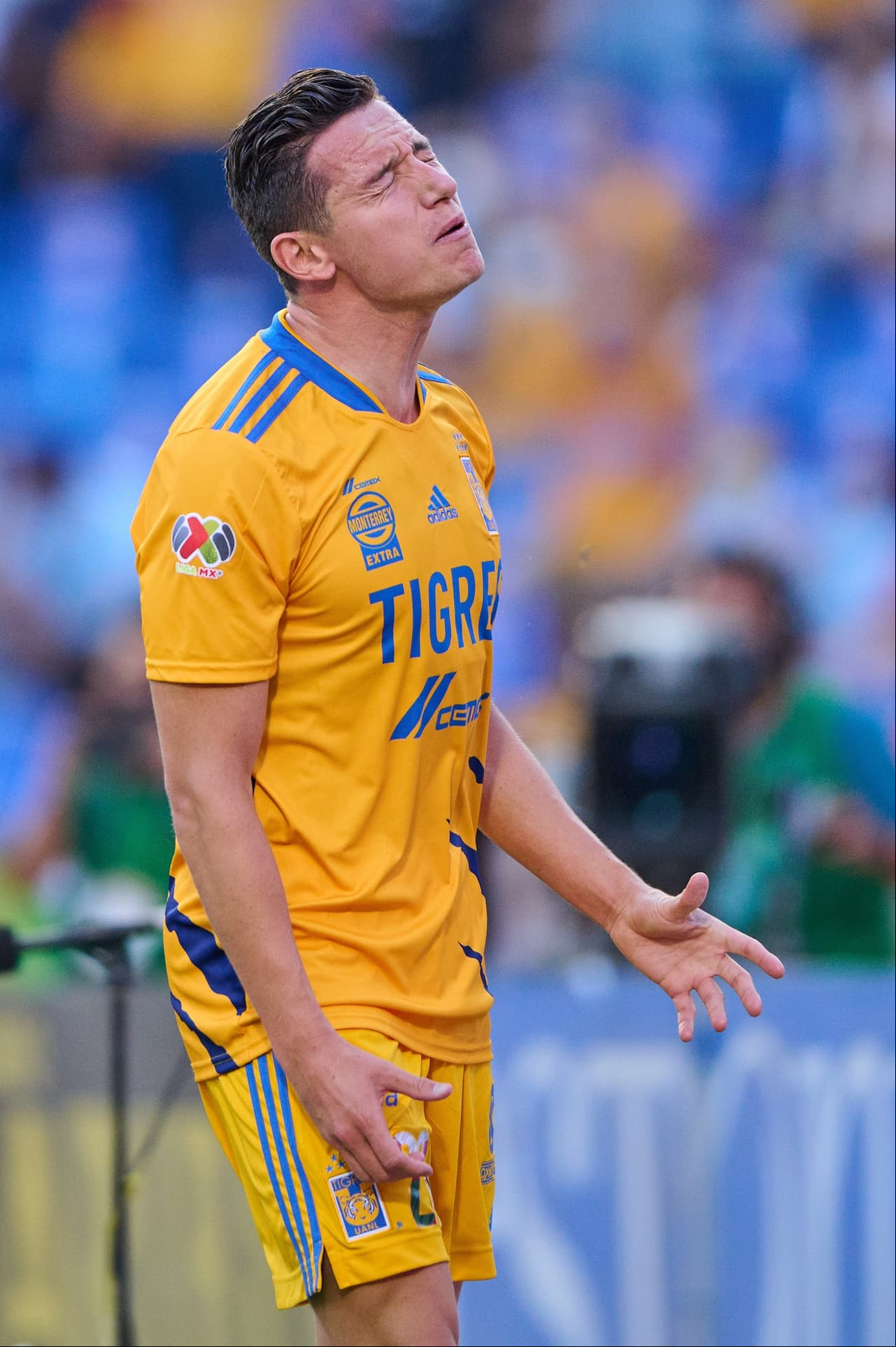 Thauvin no pudo pesar en el juego.