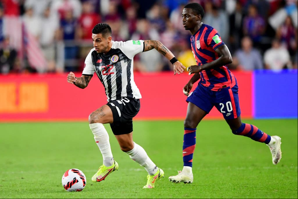 Con un golazo de Sergiño Dest y un autogol de Leonel Moreira, Estados Unidos le da la vuelta al marcador y vencen 2-1 a Costa Rica.