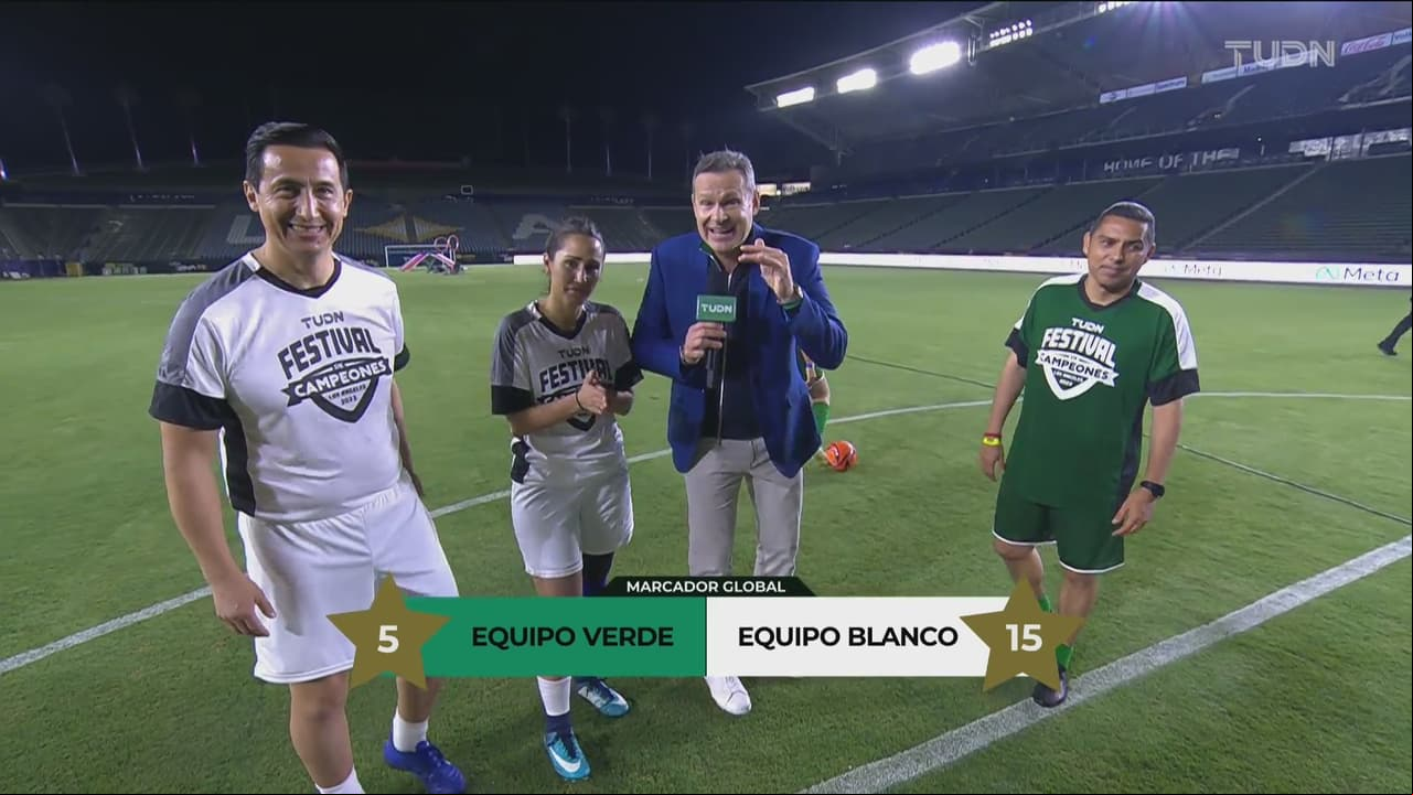 Stoichkov, Zamorano, Ramón Morales, Avilés Hurtado, Mané de la Parra y muchos más participaron en las dinámicas que pusieron a prueba su calidad y talento con el balón.