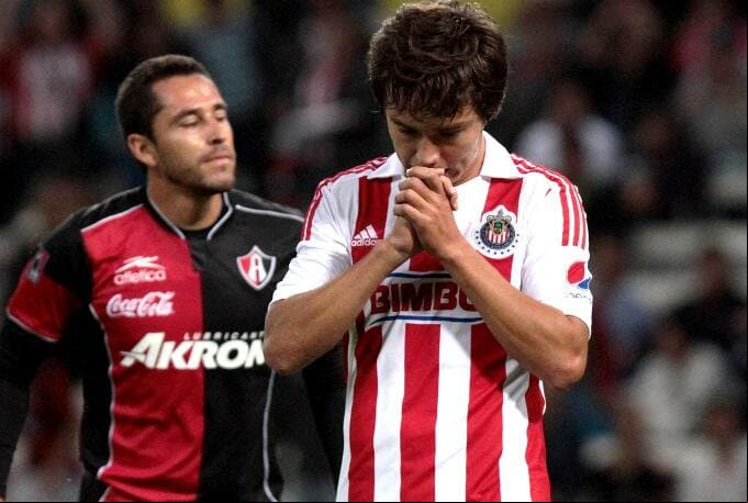 Desde su debut, a Erick Torres se le comenzó a comparar con Javier Hernández, lo que le provocó presión y lo llevó a buscar nuevos horizontes.