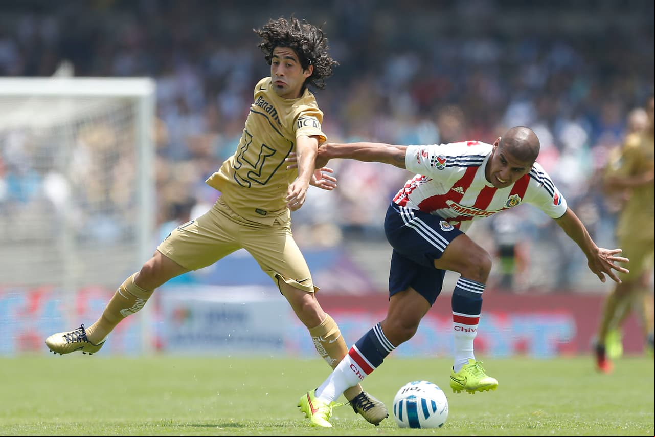 En 2014 regresó con el equipo que 'le dio la vida' futbolísticamente hablando, las Chivas del Guadalajara.