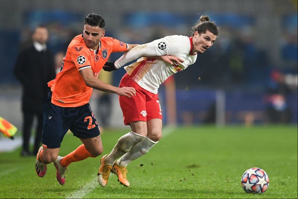 RB Leipzig, en un juego de alarido, consiguió la victoria 3-4 ante los de Istanbul. El cuadro alemán se mantiene en la pelea por la segunda fase; Istanbul ya sin posibilidades.