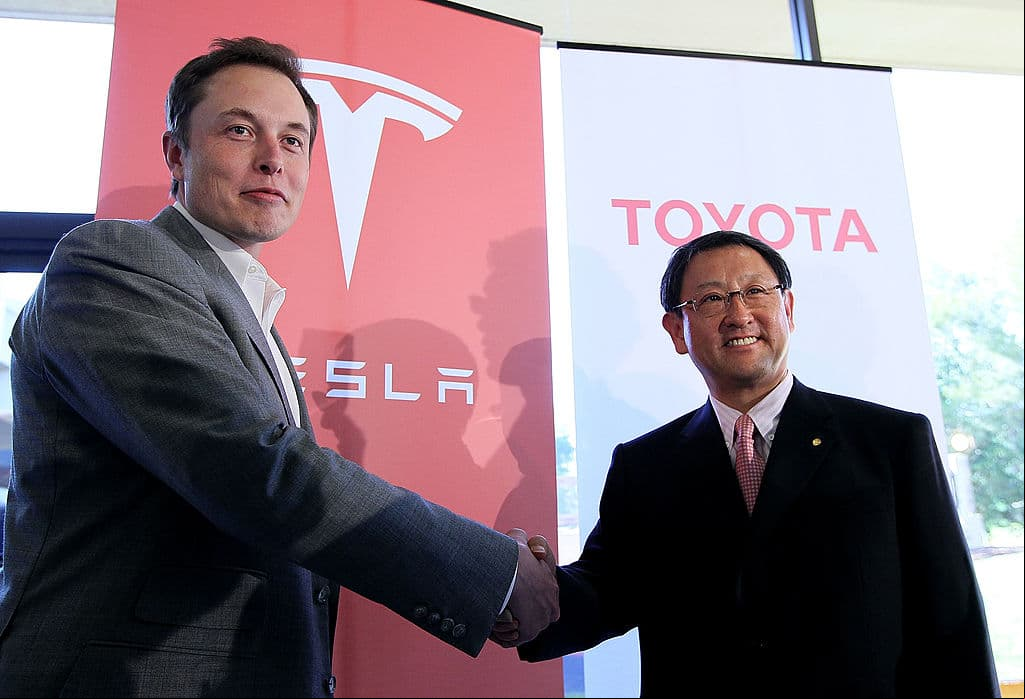 En octubre, el gigante de alquiler de automóviles Hertz anunció que planeaba agregar 100,000 Teslas a su flota.
