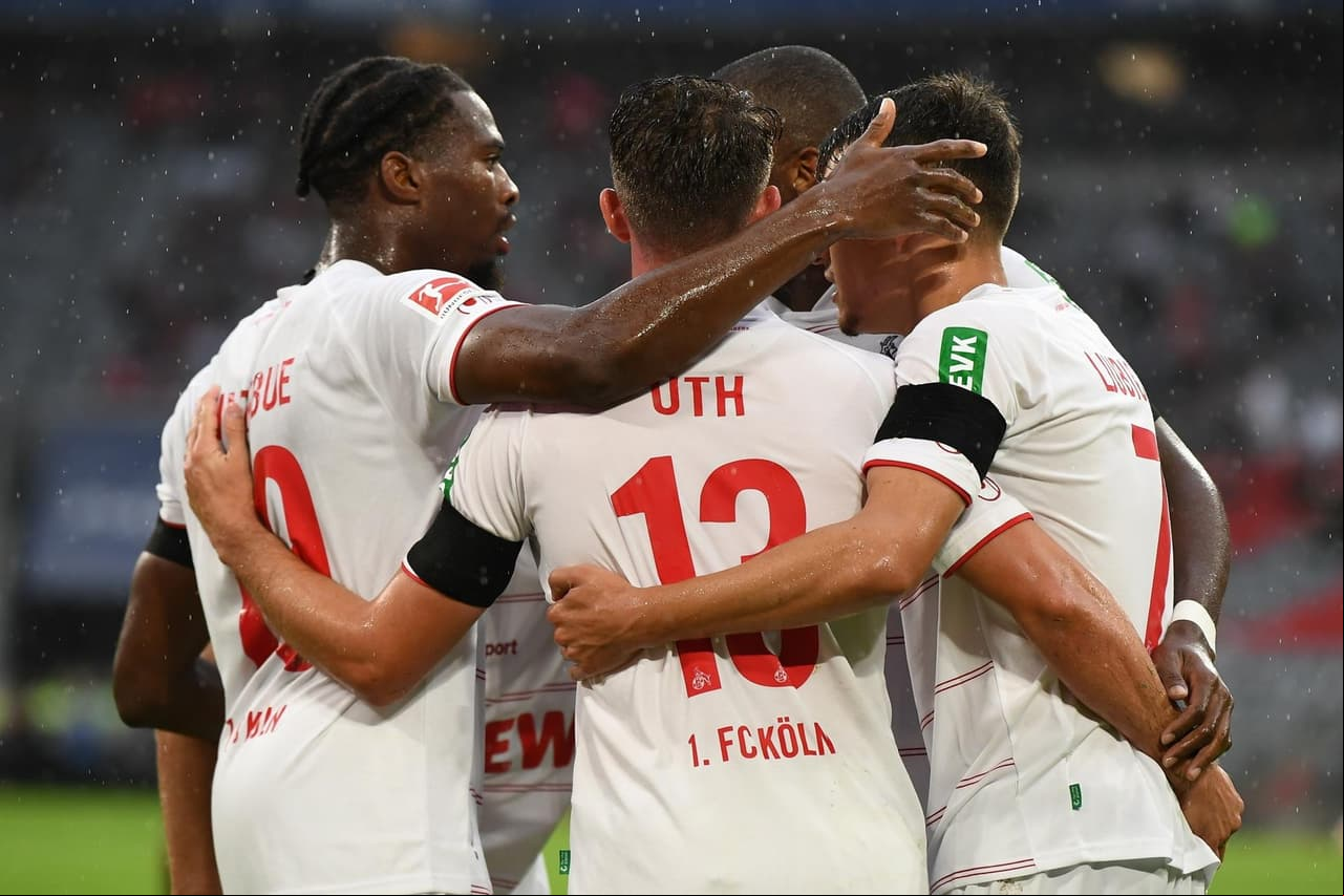 Bayern Munich suma su primera victoria en la Bundesliga sobre Koln. Ya en la segunda mitad, Robert Lewandowski abrió el marcador (50') y Serge Gnabry marcó doblete en el encuentro (58', 71'). Para los visitantes, Anthony Modeste marcó al 60', y enseguida cayó el de Mark Uth al 62'.