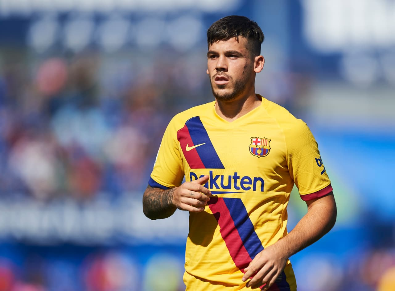 El extremo disputó 13 encuentros oficiales con los blaugranas, marcó dos goles y registró dos asistencias.
