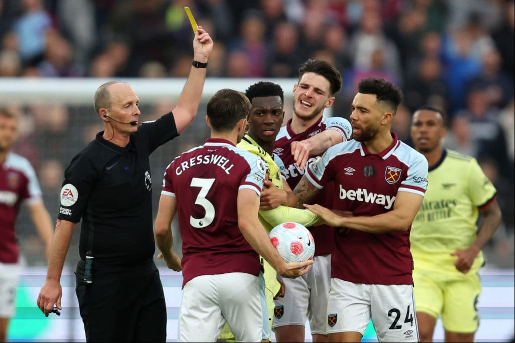 Everton y el Arsenal lograsen triunfos clave en la Premier. Los Toffees vencieron al Chelsea, mientras que los Gunners superaron al West Ham fuera de casa. Con estos resultados, el Everton se acerca a la salvación y el Arsenal se mete en puestos de Champions.