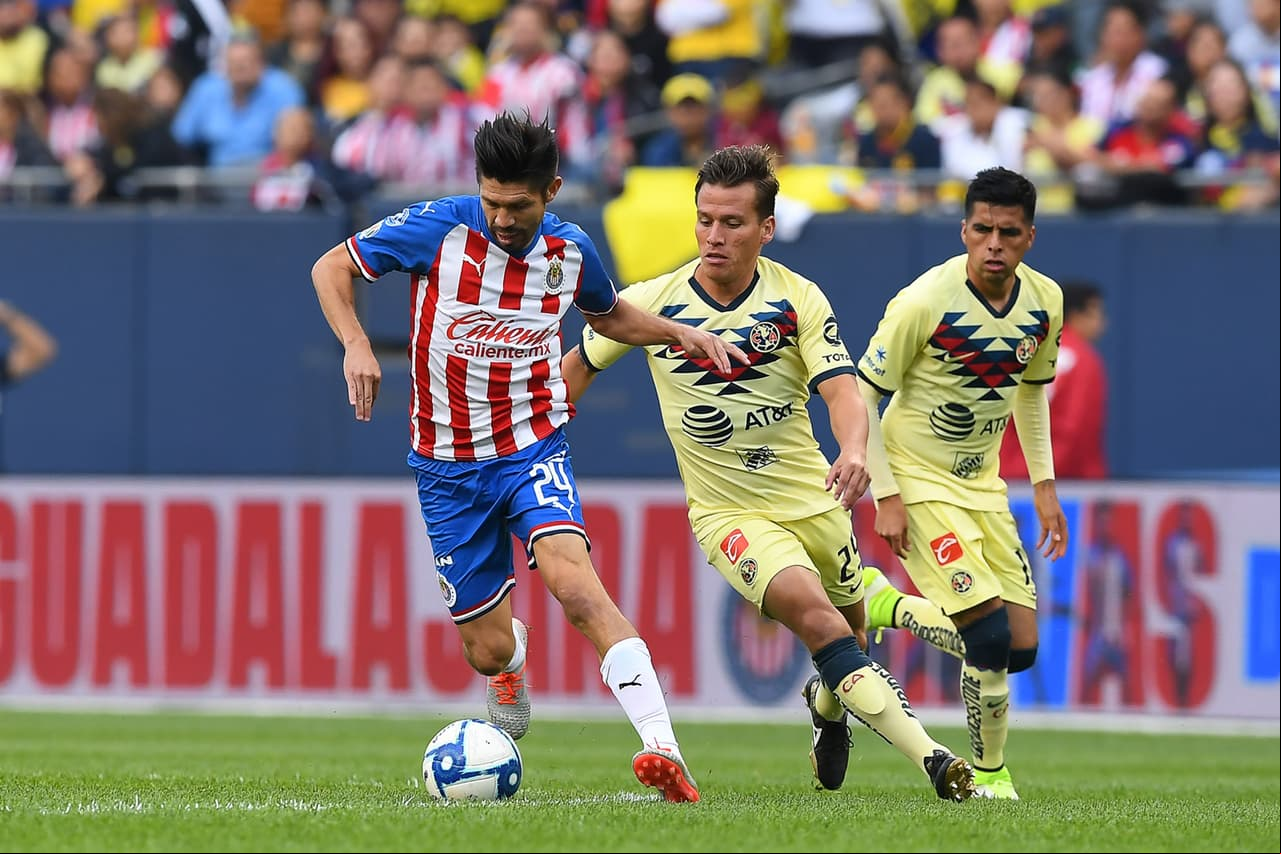 Llegó esta temporada a las Chivas y aún no ha logrado anotar.