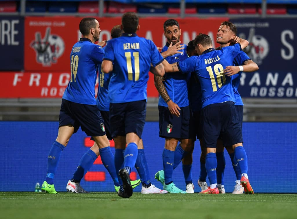 Ciro immobile se luce con doblete y sus compañeros Nicoló Barella y Lorenzo Insigne se encargan de consagrar la goleada 4-0 de Italia sobre República Checa.