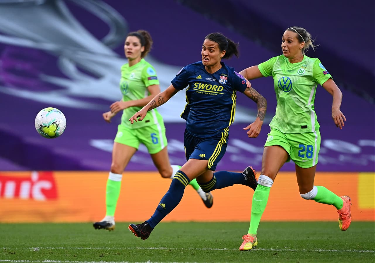 Con goles de Le Sommer, Kumagai y Gunnarsdottir por parte del Lyon, el equipo francés levanta su quinta copa consecutiva y séptima en su historia. Wolfsburg simplemente no pudo y sólo anotó una diana.