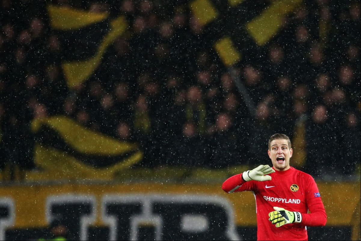 Jesús 'Tecatito' Corona disputó 84 minutos en el triunfo de los Dragones con doblete de Aboubakar en su visita ante Young Boys.