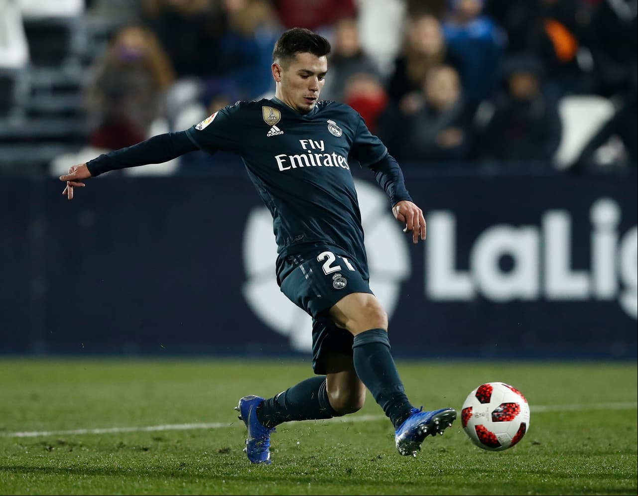 Brahim Díaz: el joven mediocampista llegó desde el Manchester City al club como posibilidad de recambio cuando se lo peleaba el Borussia Dortmund también.